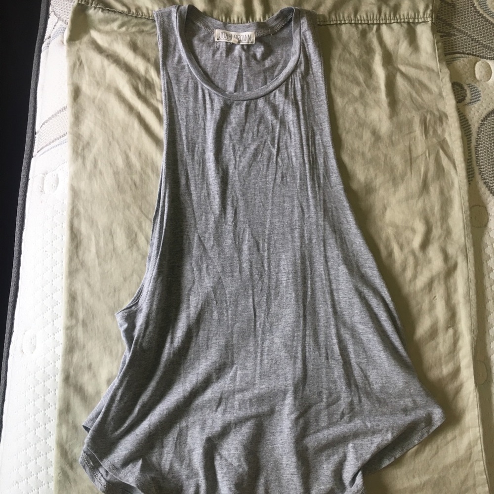 JOAH BROWN round hem muscle tee, size S/M